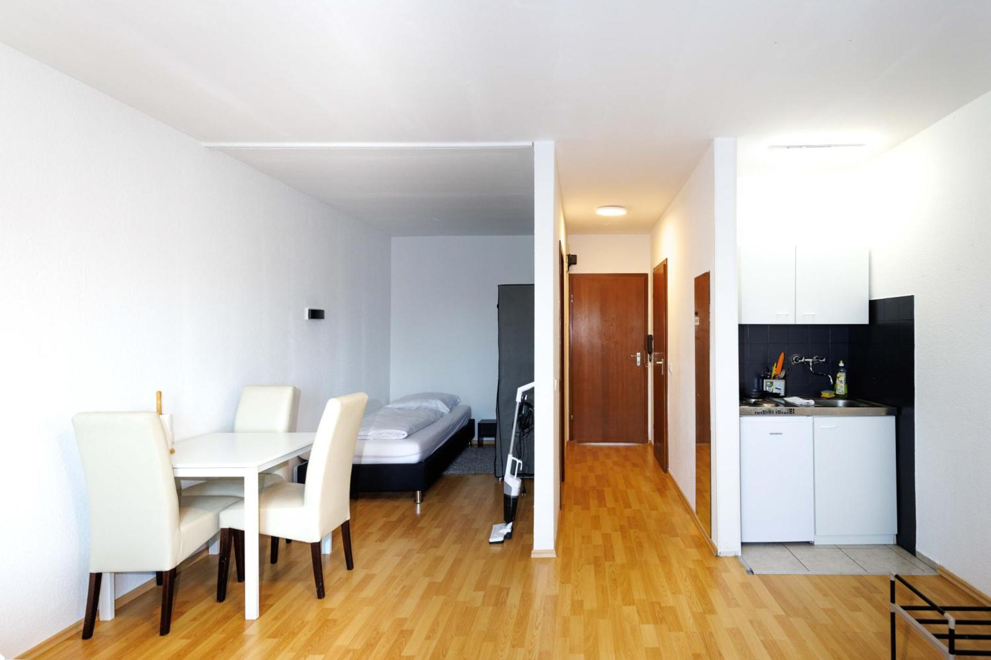 Apartmenthaus - Ludwigshafen Exterior foto